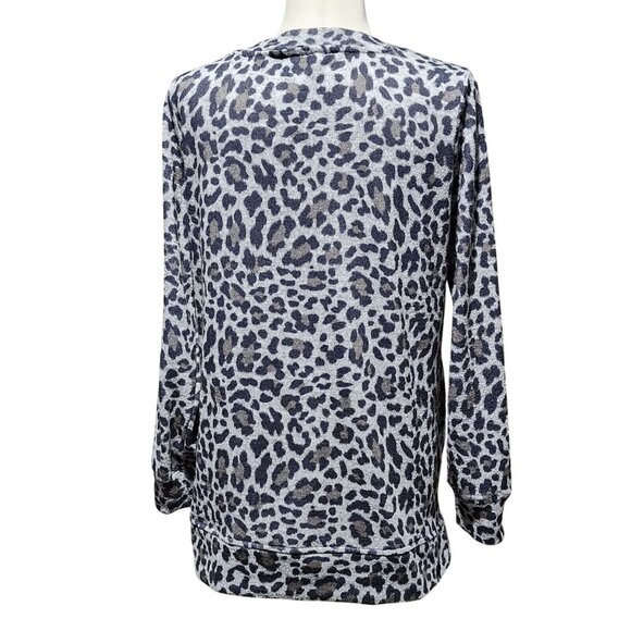 Ellen Tracy Womens Gray Animal Print VNeck Long Sleeve Warm Top Blouse Sweater M - Picture 7 of 15